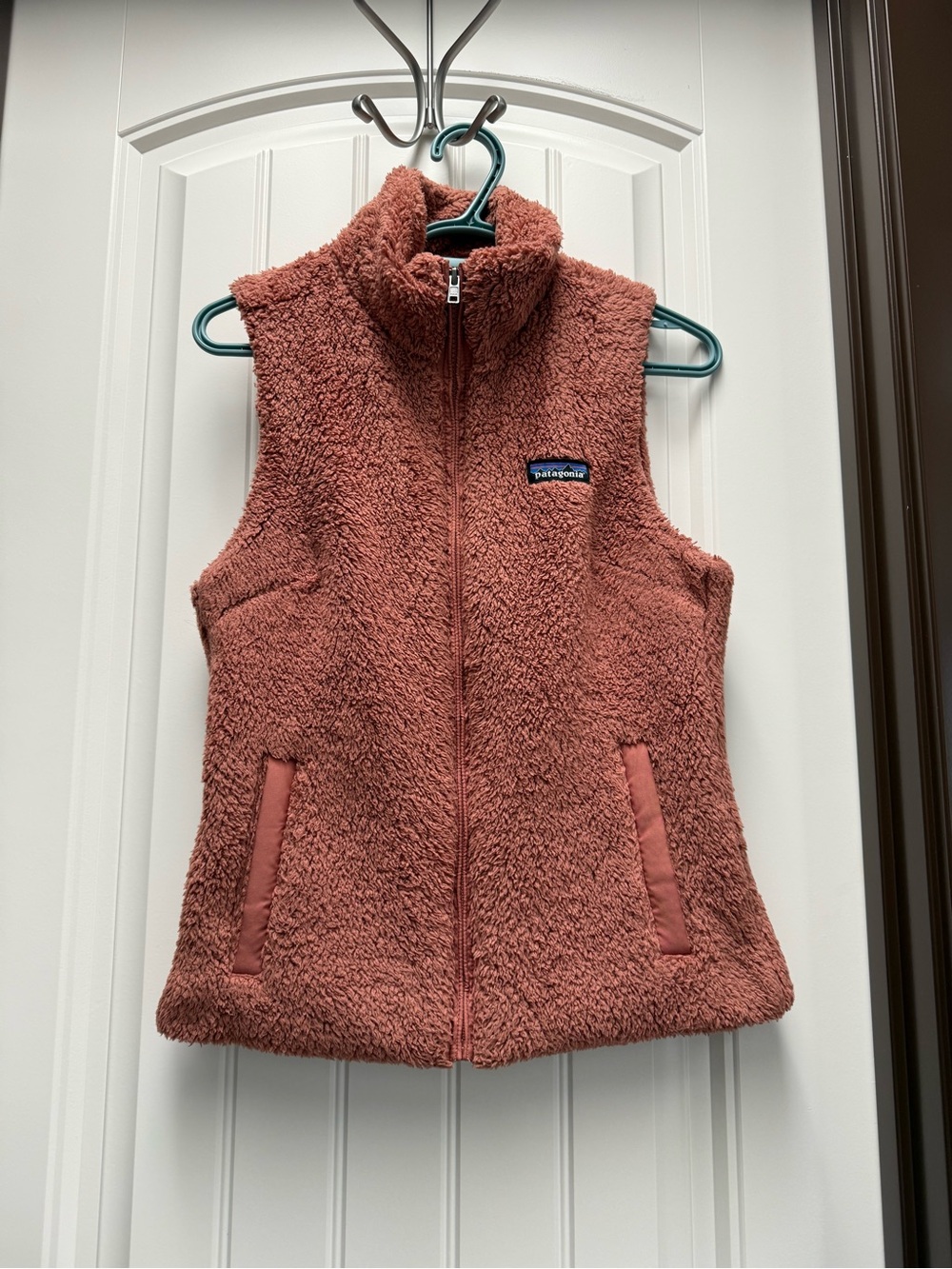 Women’s Patagonia Fuzzy Vest - Rosewood